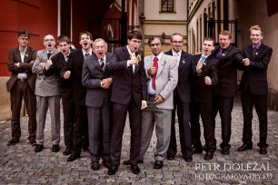 Jak fotit svatbu 6. díl — Fotografování skupinek svatebčanů