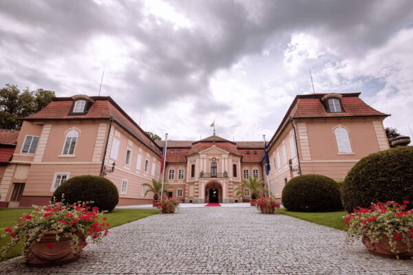 Hotel Zámek Štiřín