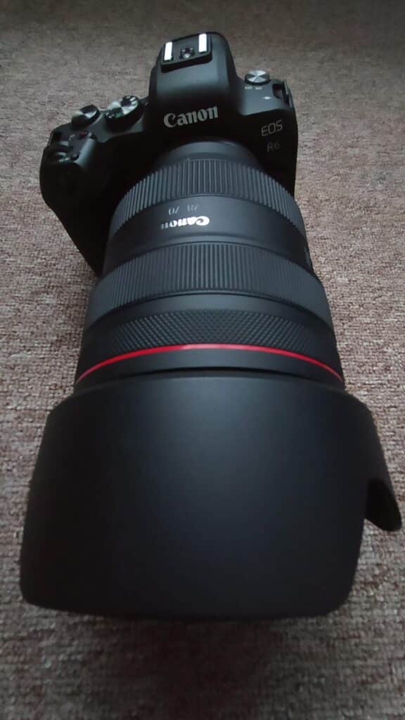 Jak nastavit bezzrcadlovku pro focení svateb