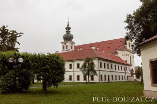 Břevnovský klášter — svatba očima svatebního fotografa
