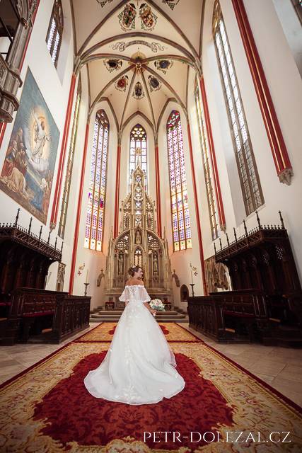 Svatba v katedrále sv. Ducha v Hradci Králové
