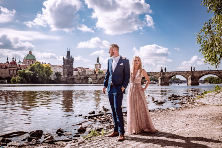 Wedding Photographer next to a Charles bridge in Prague