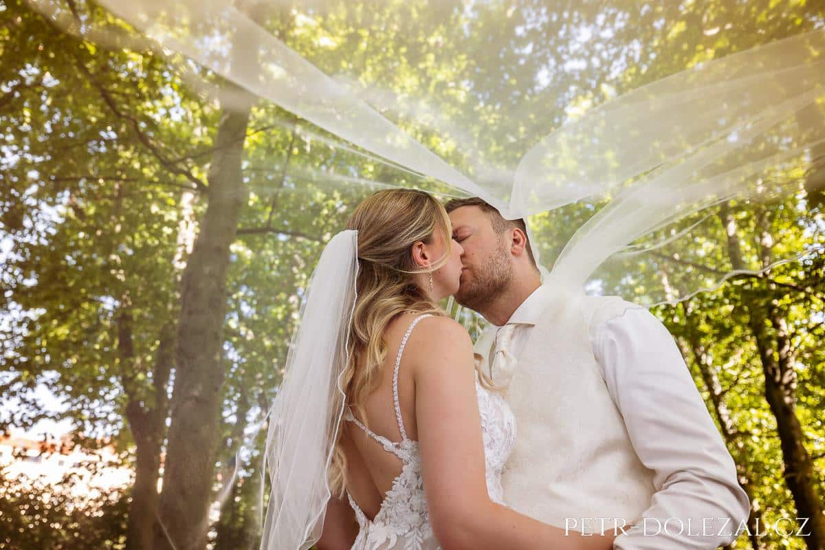 Svatba v Letenském zámečku