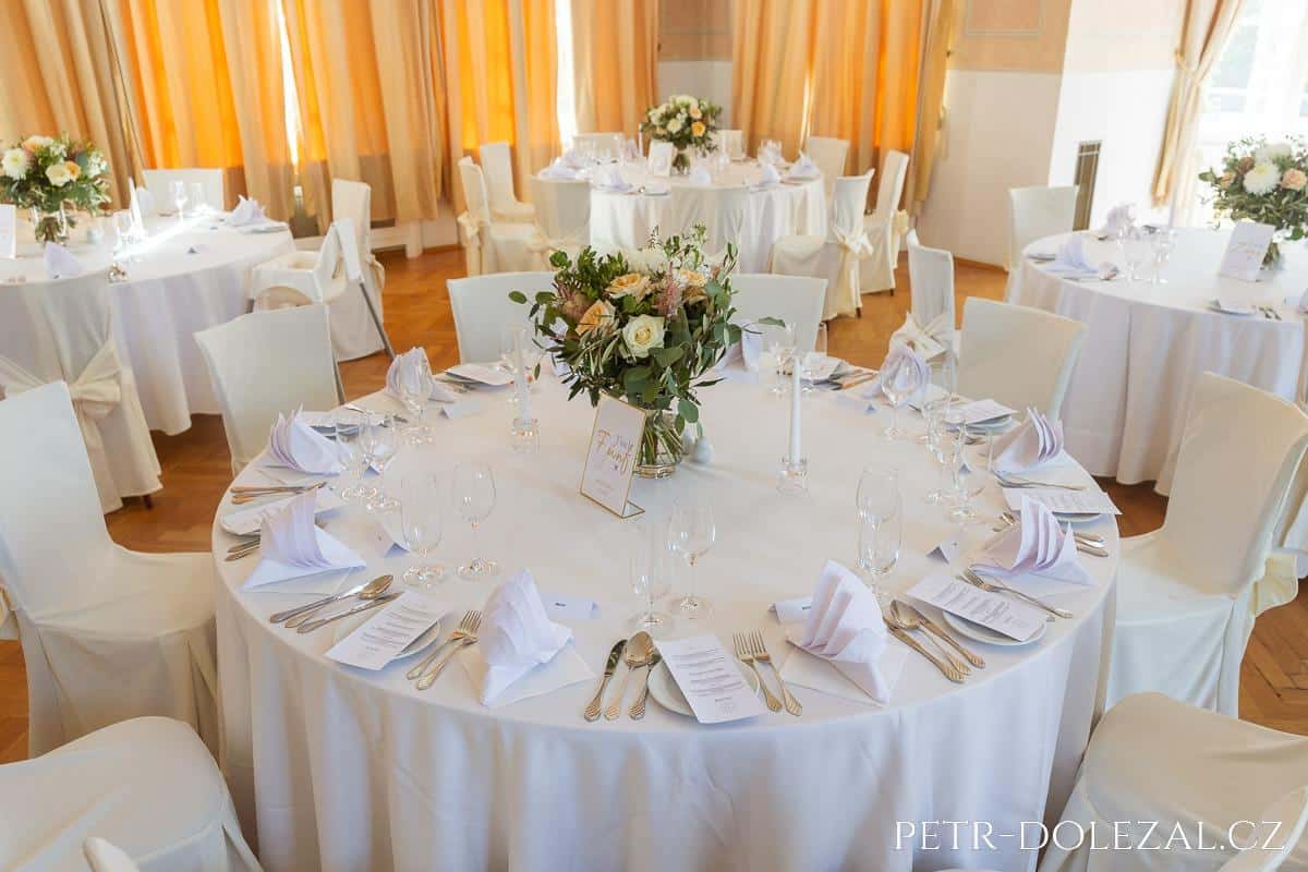 Svatba v Letenském zámečku