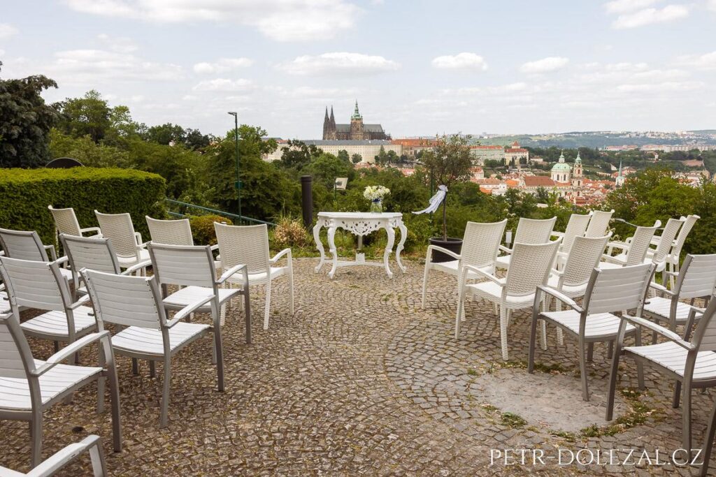 Svatba v restauraci Nebozízek, Praha