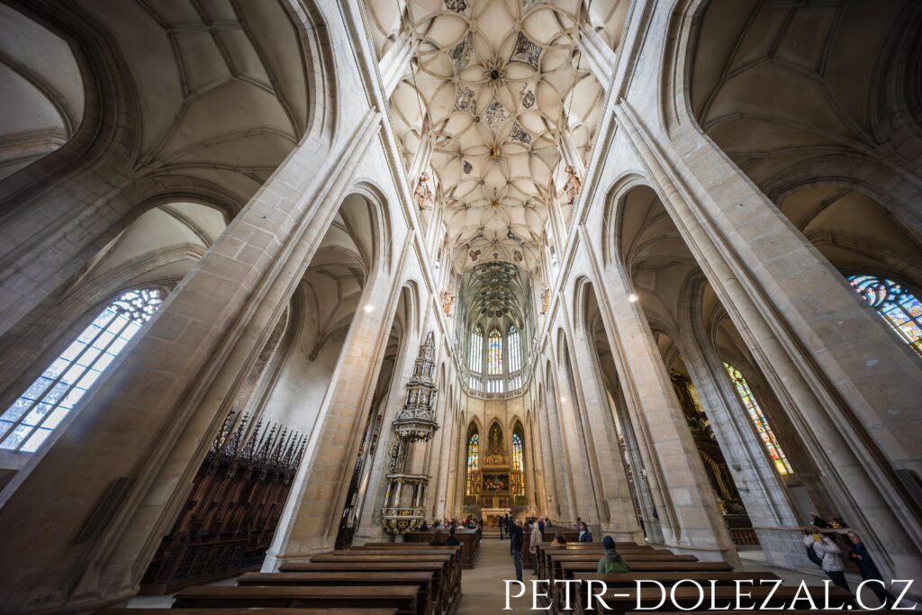 Chrám sv. Barbory v Kutné Hoře uvnitř