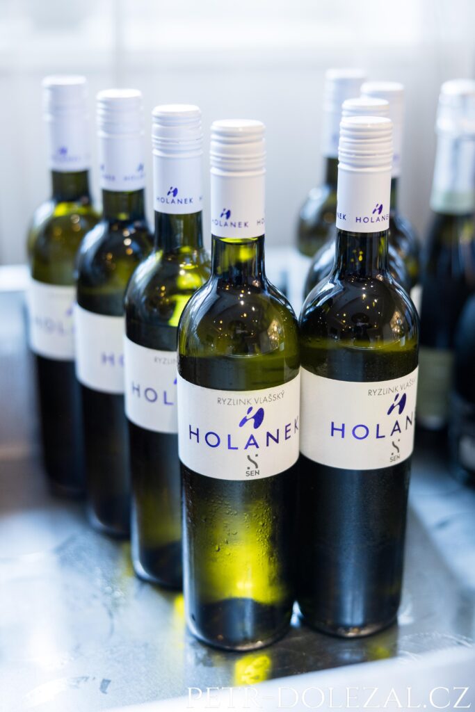 Víno v lahvích - Holánek - ryzlink vlašský